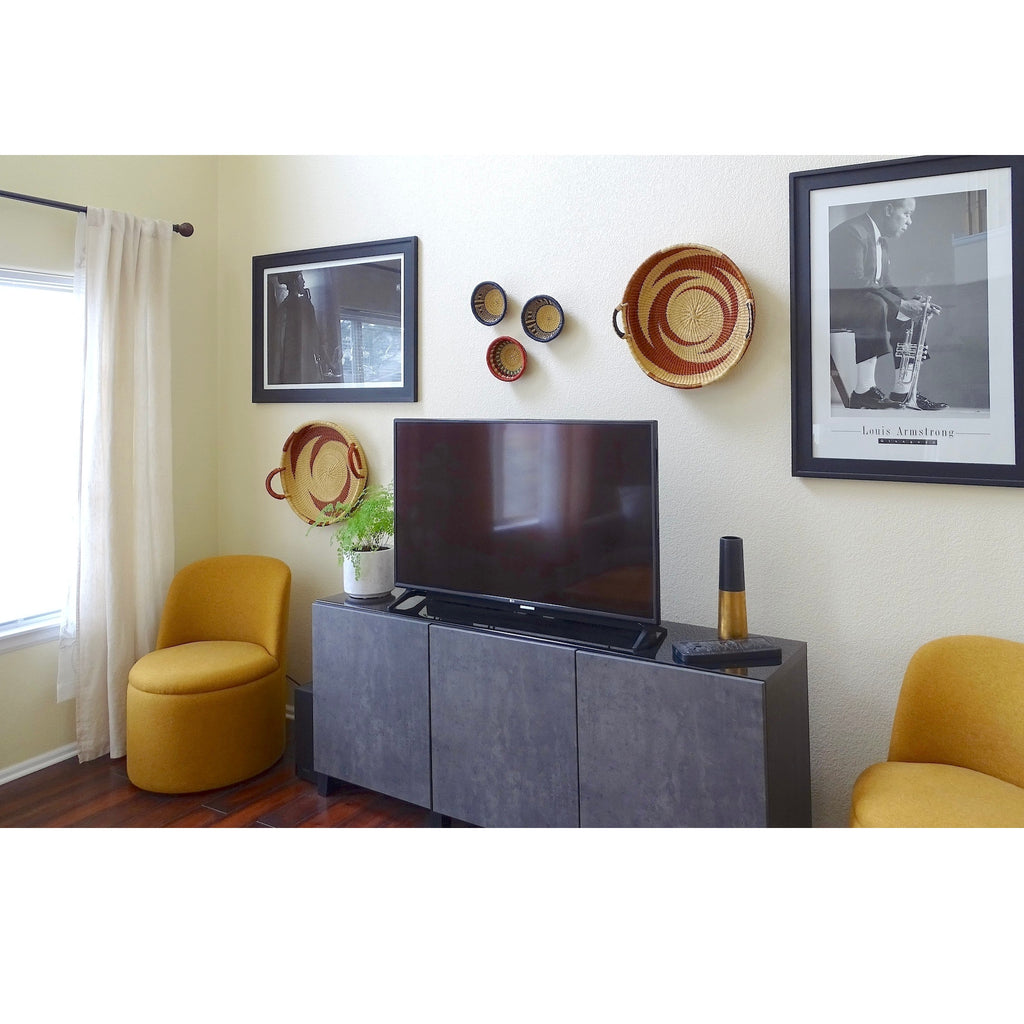 Wall Hanging - Lightning Bolt Pattern