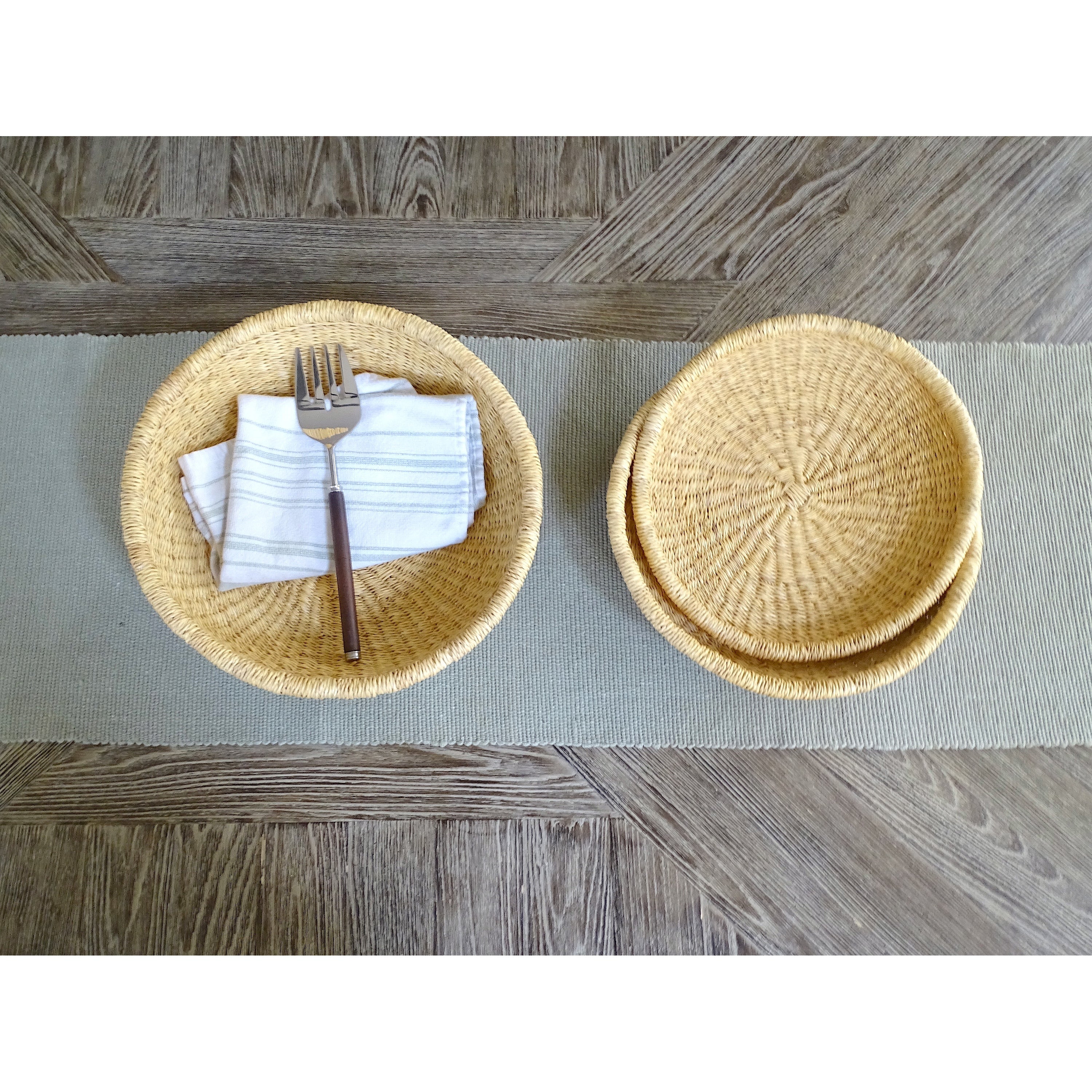 Table Decor - Woven Plate Set