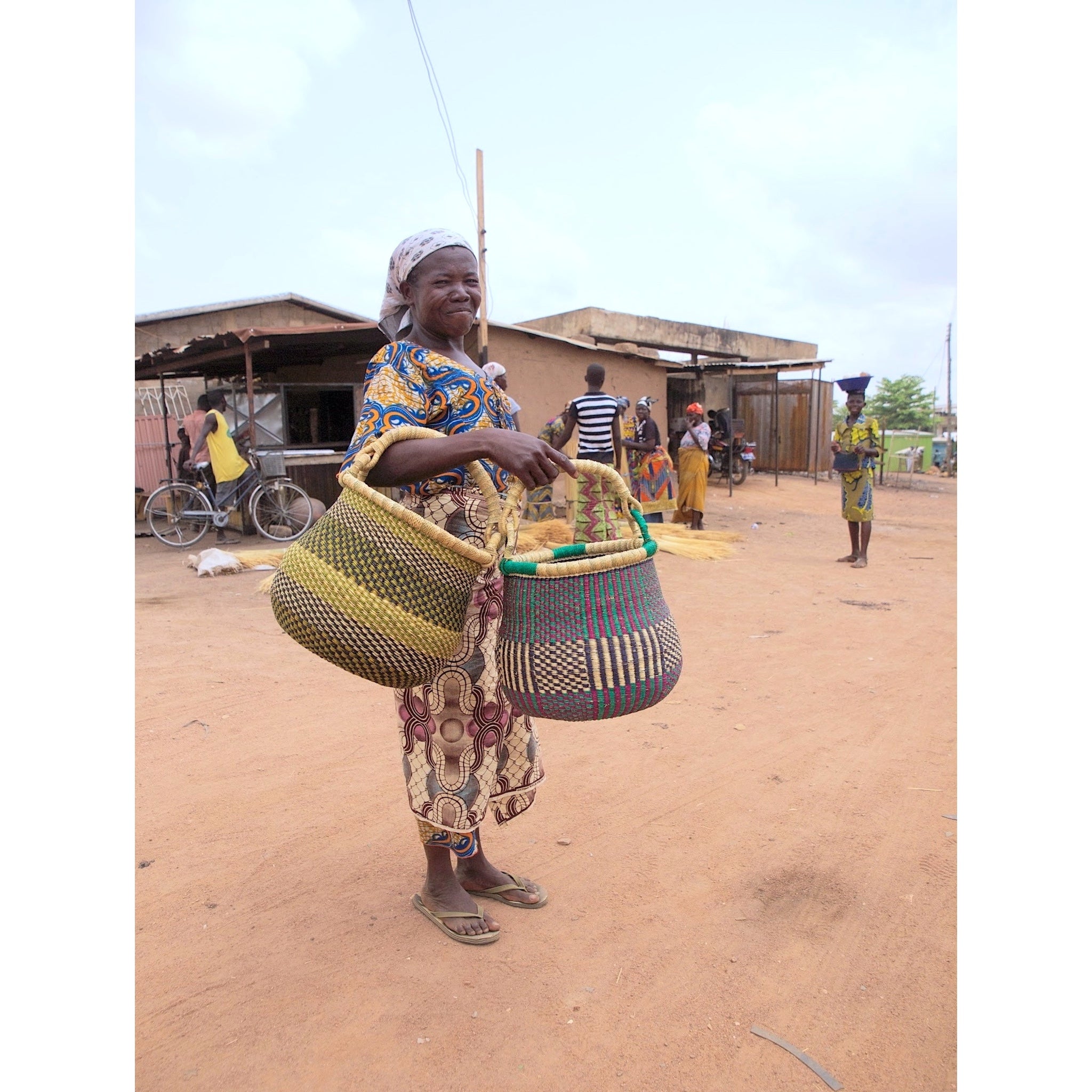Bell-Shaped Basket / Plant Holder